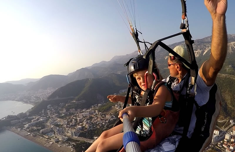 Paragliding for kids