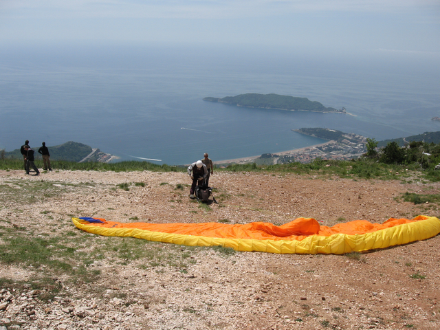 Montenegro-paradise-for-paragliding